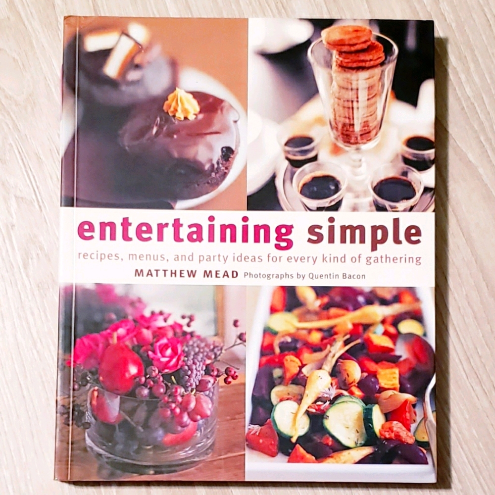 entertaining simple by Matthew Mead